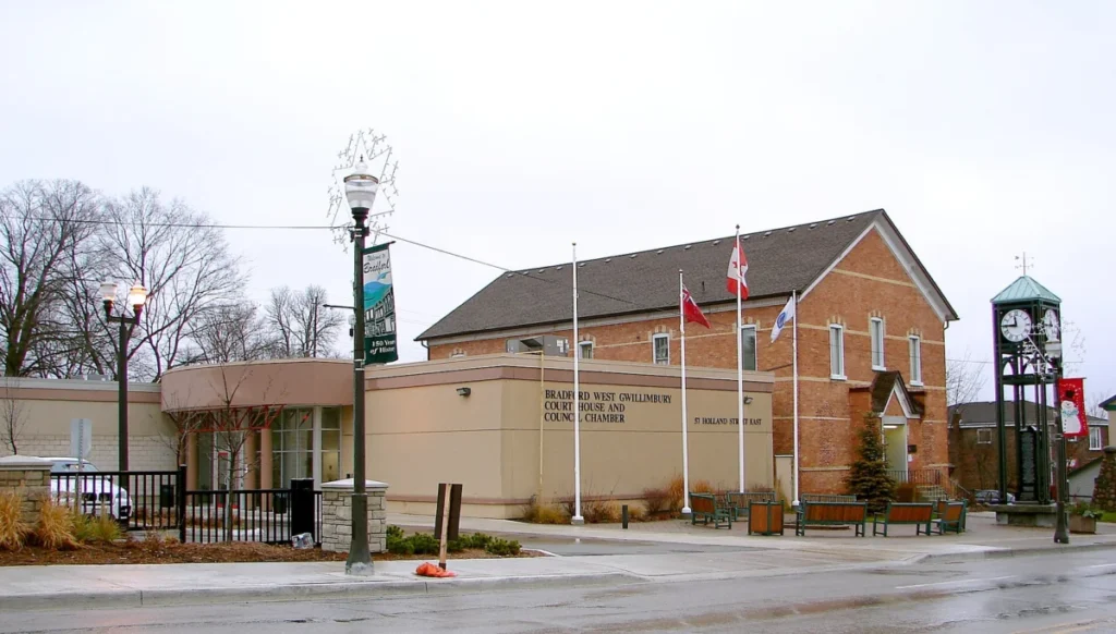 Town hall and clock tower in downtown Bradford, Ontario