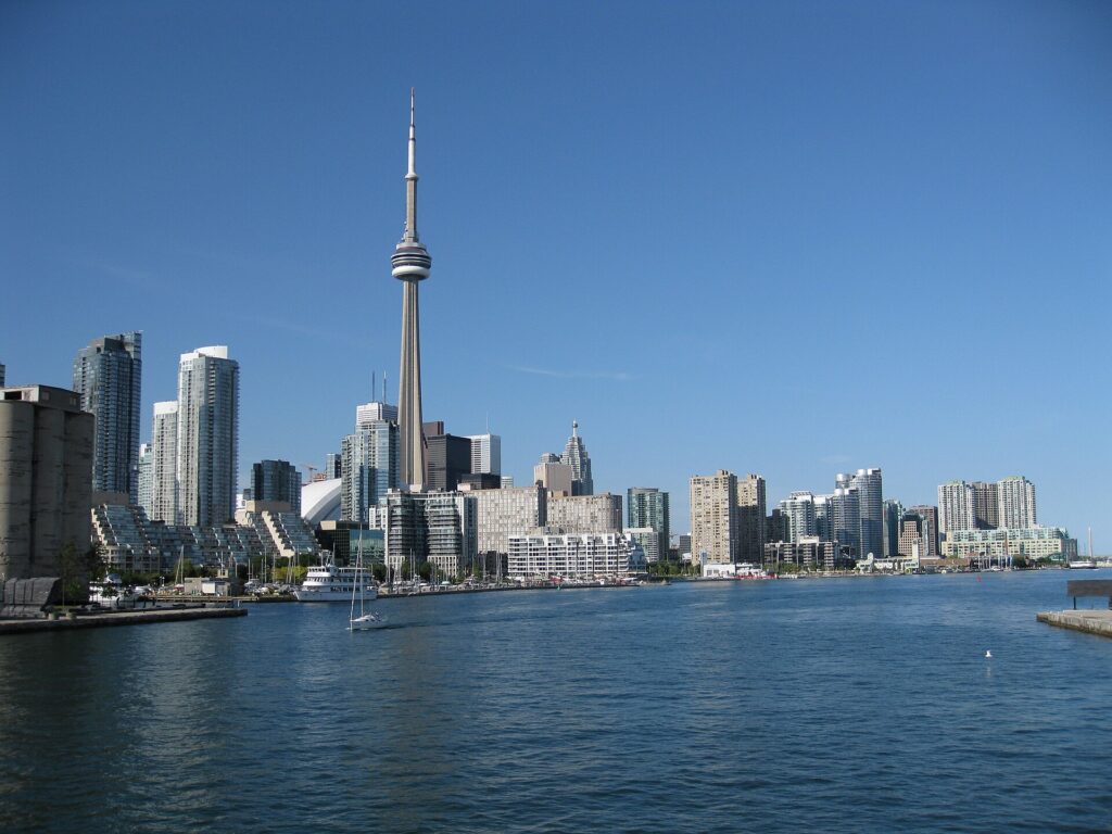 The Toronto skyline seen from the island ferry